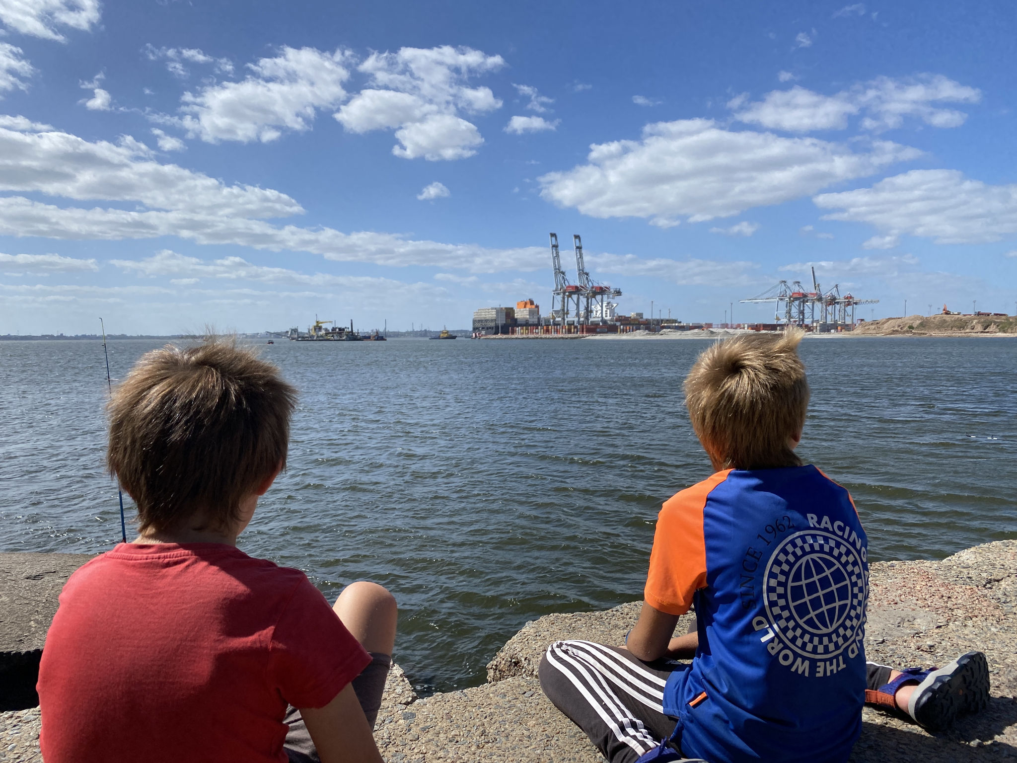Vue sur le port de Montevideo